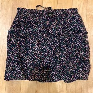Women’s skirt Sienna Sky size medium